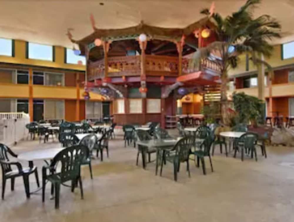 Suburban Studios, Kearney Exteriör bild