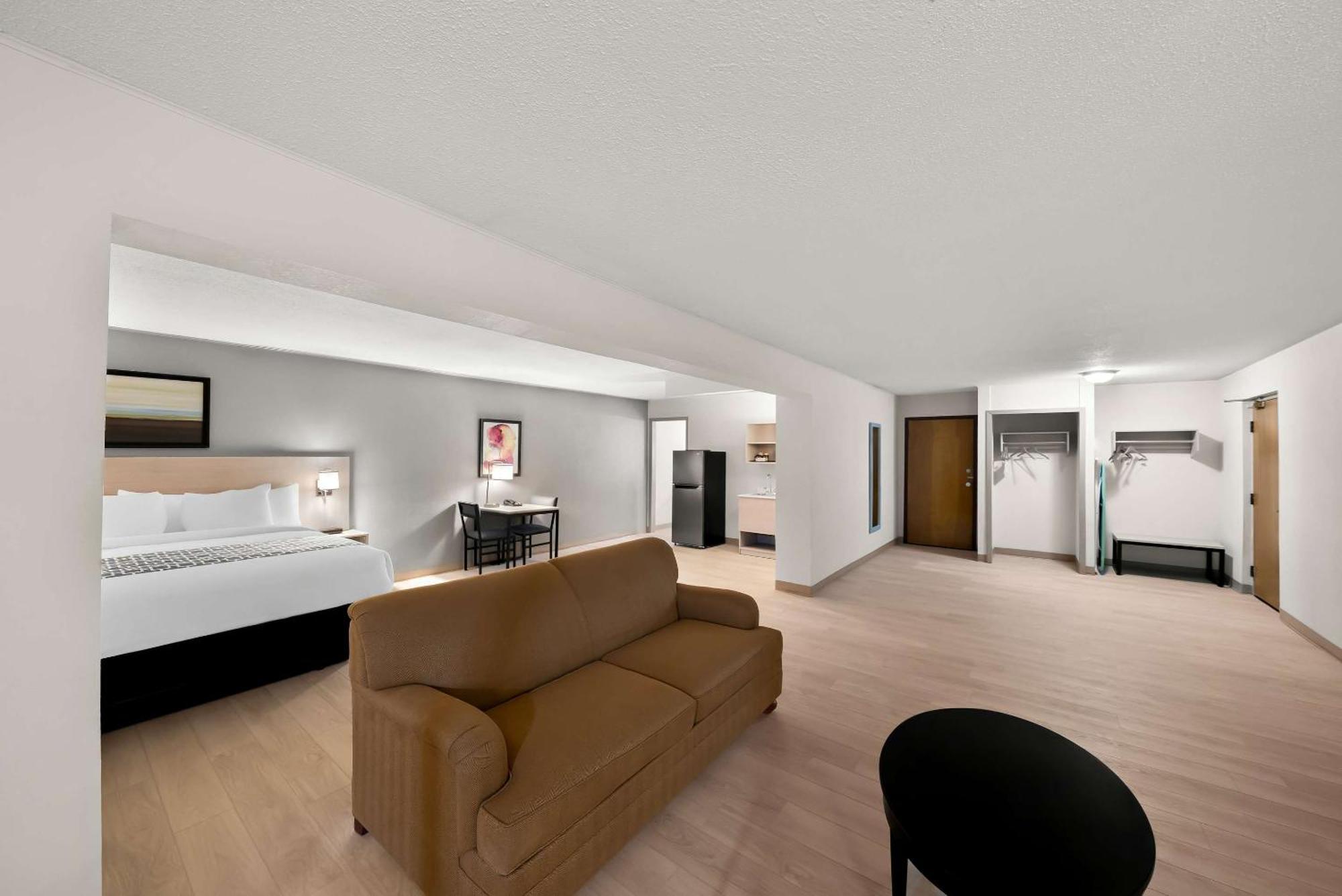 Suburban Studios, Kearney Exteriör bild